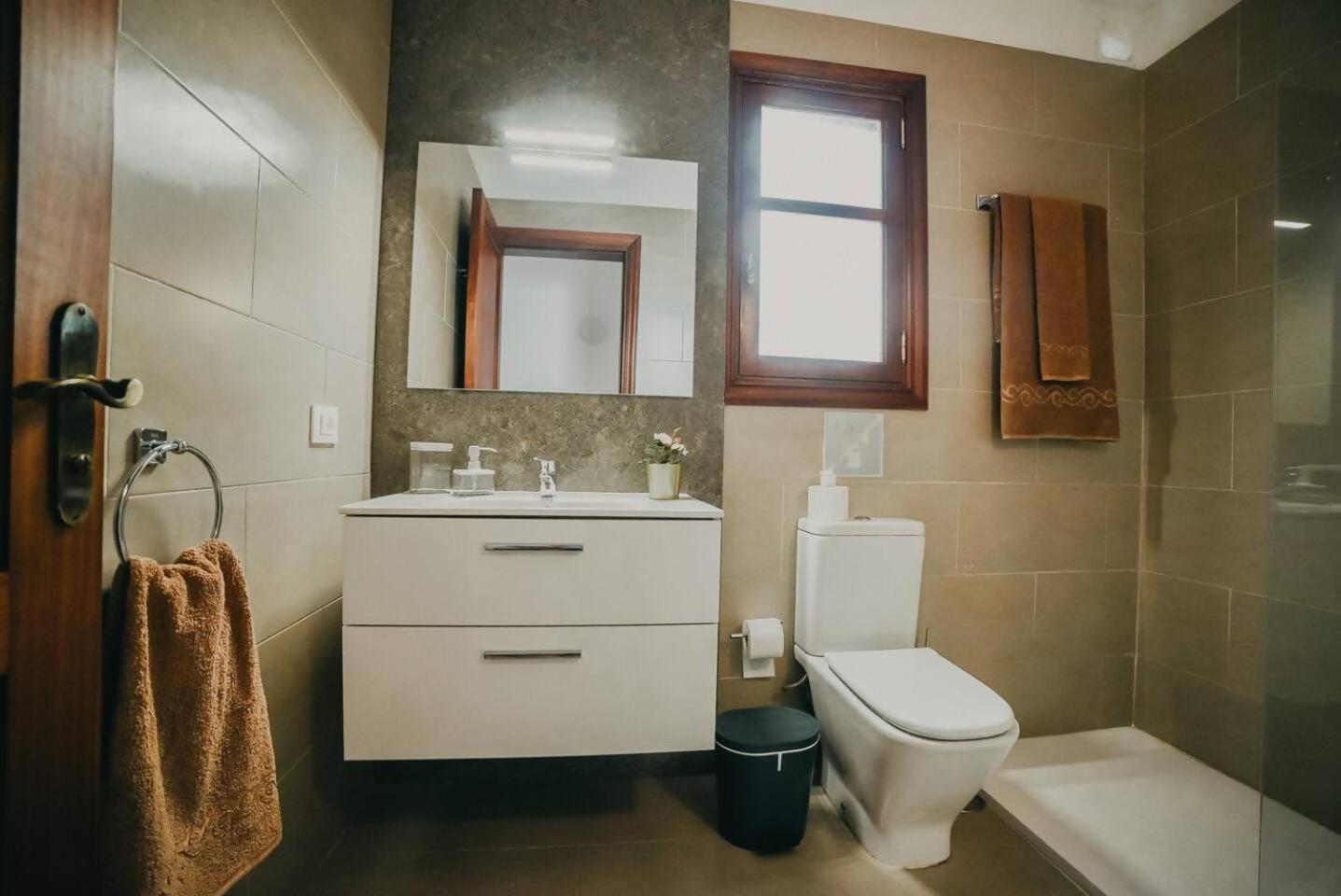 Agradable Y Familiar Con Piscina Casa Inima Villa Playa Blanca  Eksteriør bilde